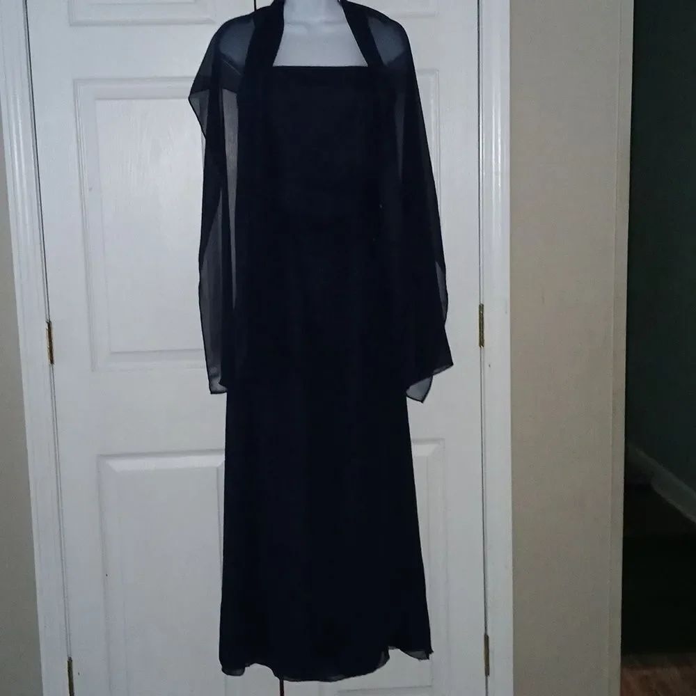 Jodan navy blue side gather beaded sleeveless formal gown with shawl Sz 2